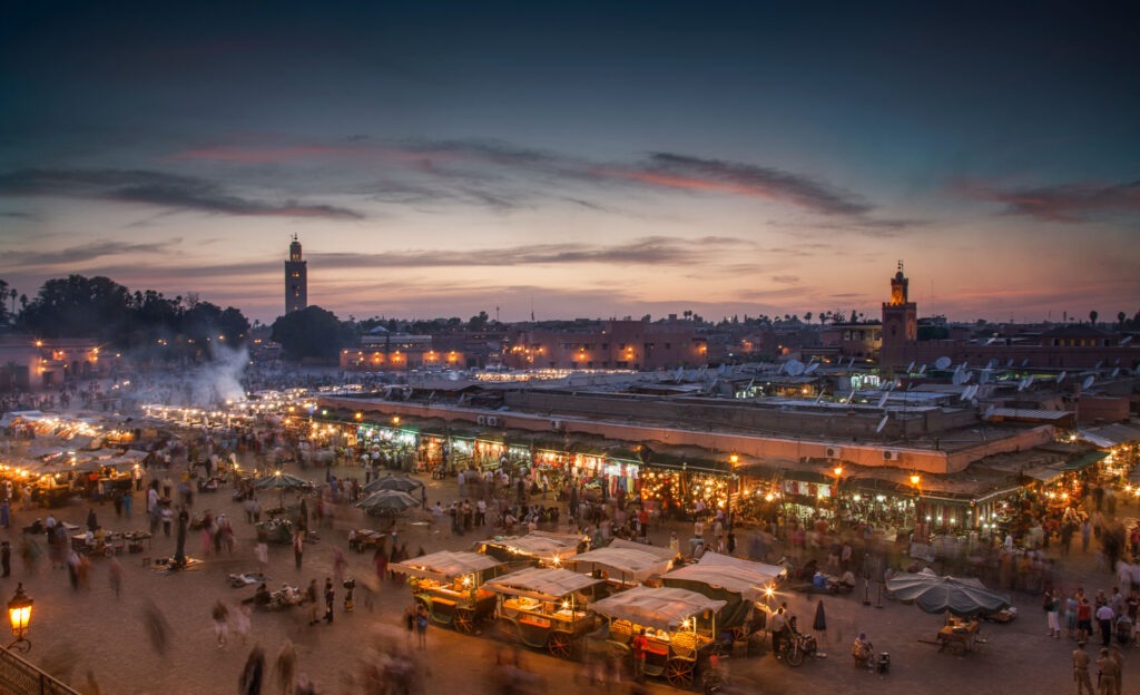 jemaa-el-fnaa-square-illuminated-at-dusk-marrakes-2026-03-11-00-59-07-utc